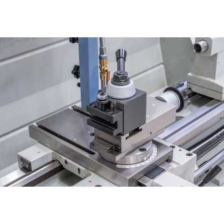 400V Master 165 Pro + háromtengelyes digitális mutató ES-12 V Vezér- és vonóorsós esztergagép 