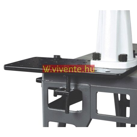 230V, AF 32 Előtoló